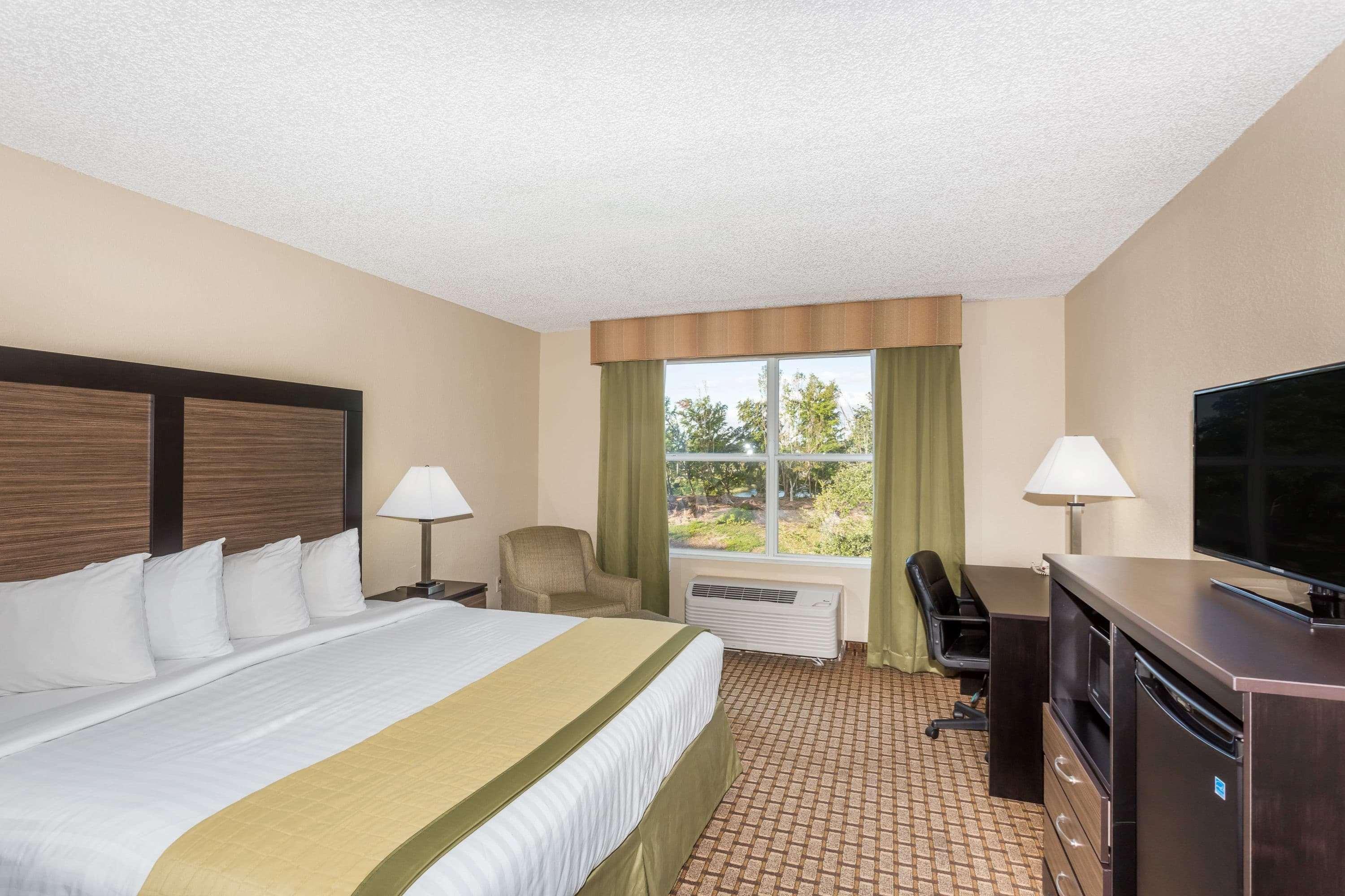 Baymont By Wyndham Fort Myers Airport Otel Dış mekan fotoğraf